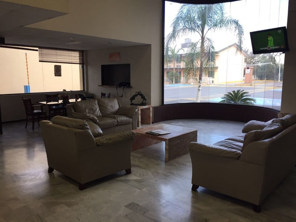Capital O 88 Inn San Nicolás de los Garzas Exterior foto