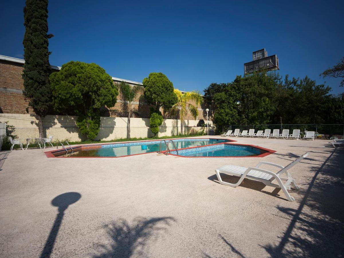 Capital O 88 Inn San Nicolás de los Garzas Exterior foto